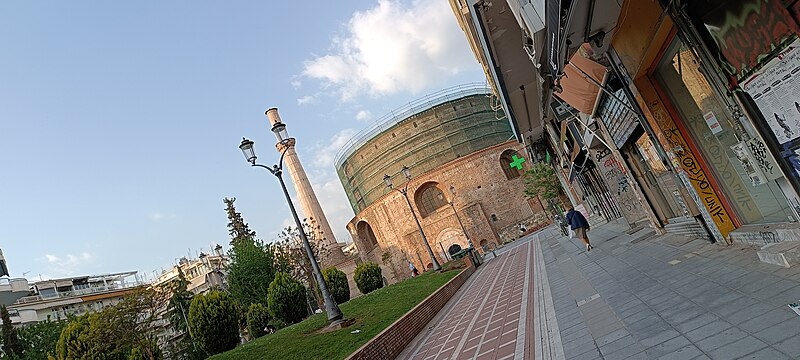 File:Sultan Hortaç Camii.jpg