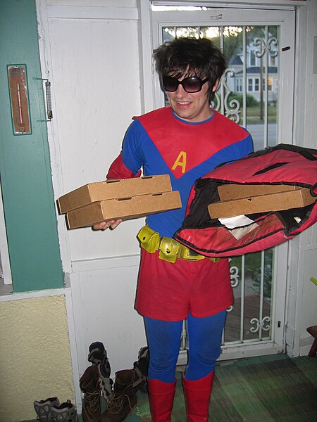 File:Superman pizza delivery.jpg