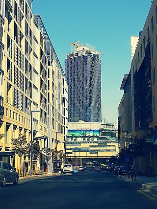 <span class="mw-page-title-main">Abdali Hospital</span> First patient-centered care hospital in Jordan, located in Amman