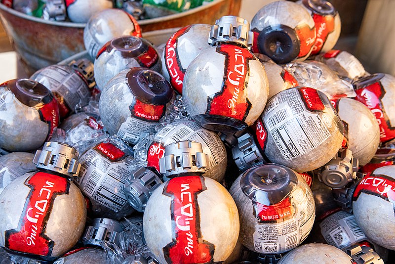 File:Thermal Detonator Coca-Cola Bottles Star Wars Galaxy's Edge.jpg