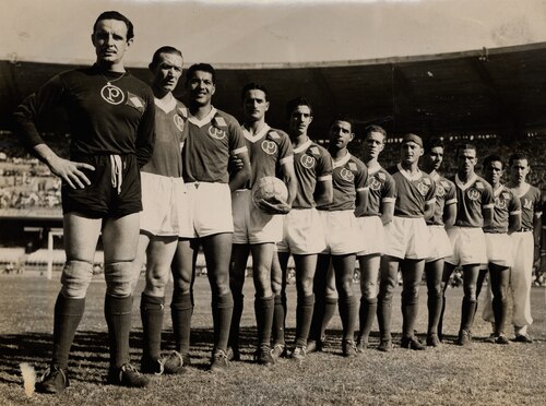 Palmeiras team profiled before the final against Juventus in 1951 at Maracanã Stadium