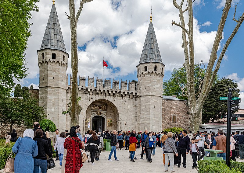 File:Topkapi Palace, Istanbul (52115692887).jpg