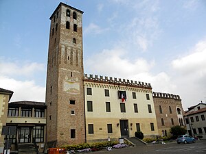 Torre della Rocca e Palazzo Tiso (Camposampiero) 02.jpg