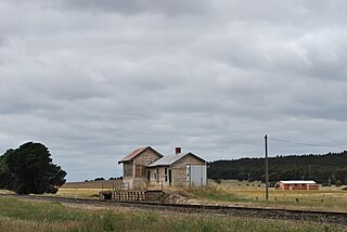 <span class="mw-page-title-main">Trawalla railway station</span> Former railway station in Victoria, Australia