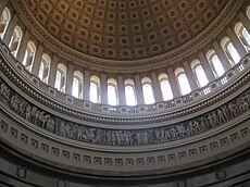 Luminoso interior de la cúpula del Capitolio