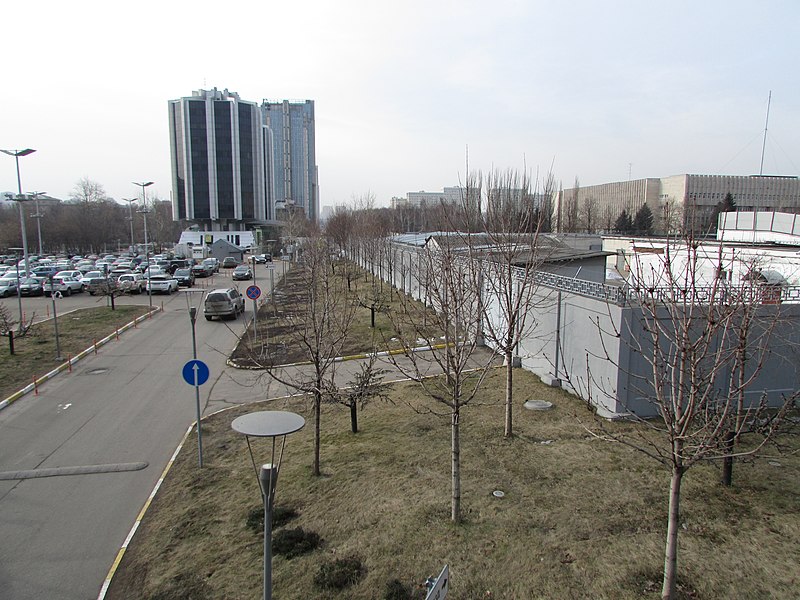 File:Vernadskovo st. View to the south. March 2014. - Проспект Вернадского. Вид на юг. Март 2014. - panoramio.jpg