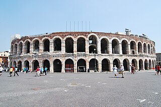 Verona arena 2009.JPG