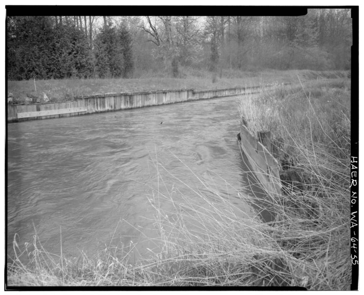 File:View of junction of unlined canal and lined canal, looking southwest. Photo by Brian C. Morris, Puget Power, 1989. - Puget Sound Power and Light Company, White River HAER WASH,27-DIER,1-55.tif