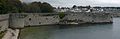 Vue d'ensemble des courtines et des tours de la ville close de Concarneau, au niveau du Petit-Château, entre la tour du Maure et le Fer-à-Cheval