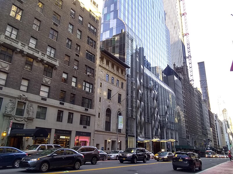 File:W 57th St Dec 2020 42.jpg