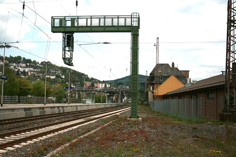 File:Werdohl - Bahnhof 04 ies.jpg