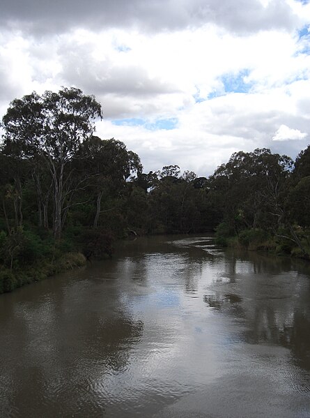 File:Yarra River from Kanes Bridge.JPG