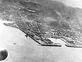 Photographie de la base navale de Yokosuka lors du raid de Doolittle le 18 avril 1942.