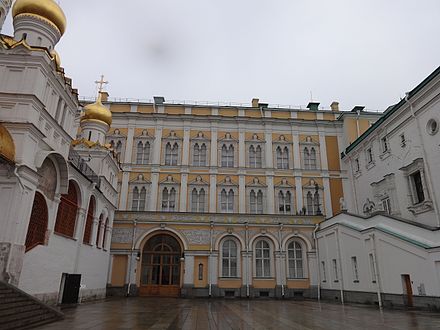 Как выглядит большой кремлевский дворец. Большой дворец Московского Кремля. Большой Кремлёвский дворец Московский Кремль.