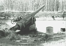 152-мм пушка Канэ на позиции форта «Красная Горка»