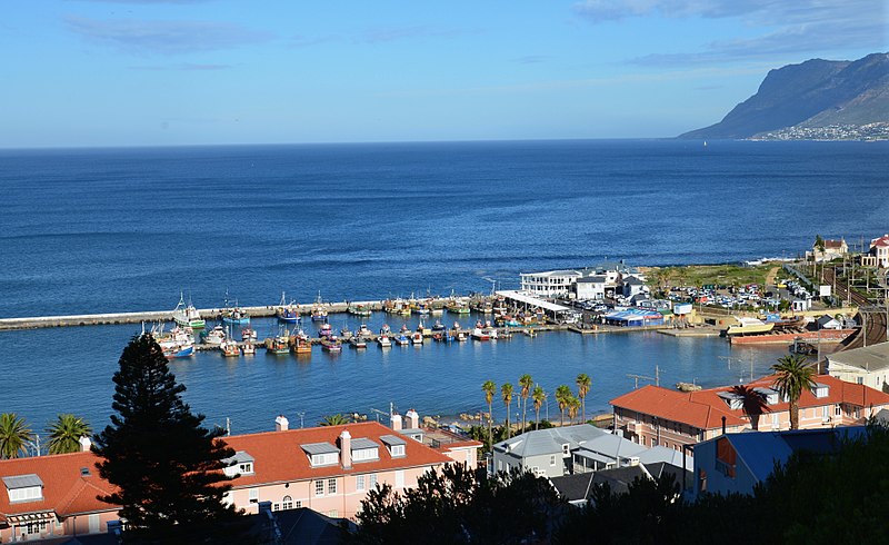 File:1. The harbour at Kalk Bay 01.jpg