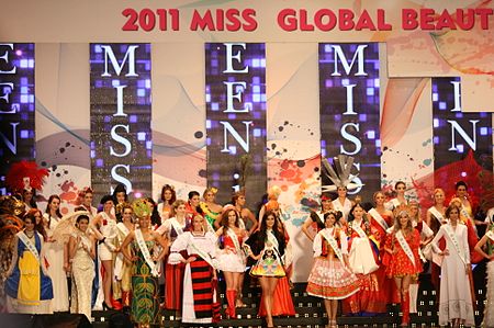 Tập_tin:2011_Miss_Global_Beauty_Queen.jpg