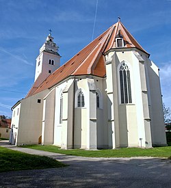 2013.10.21 - Kilb - Kath. Pfarrkirche hl. Simon und Judas - 01 Panorama.jpg
