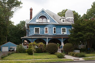 Goddard House at 213 East Ninth Street