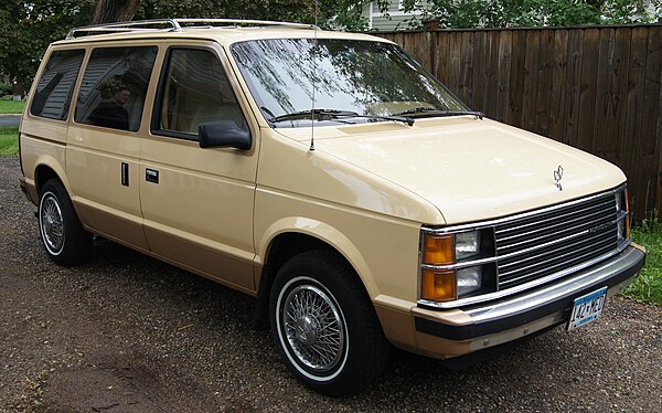 1985 Plymouth Voyager LE