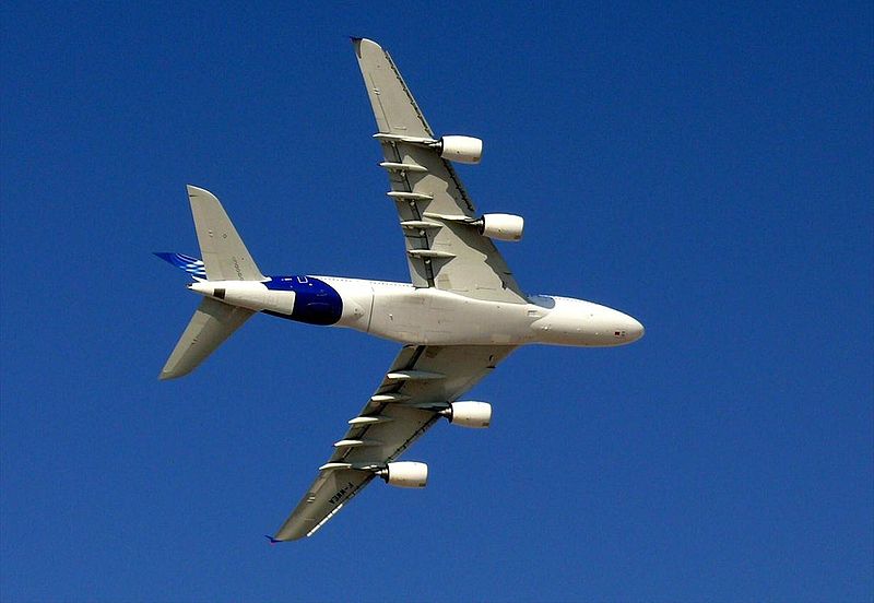 File:A380 in Dubai on 11 November 2007 Pict 6.jpg