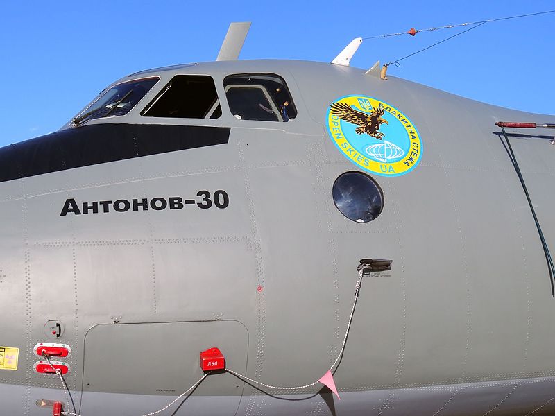 File:An-30B Kiev2.jpg