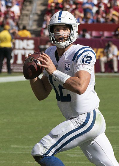 Luck passing against the Redskins in 2018