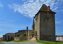 Le château d'Ardelay.