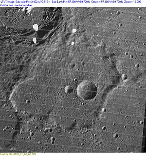 Krater Babbage, links oben Pythagoras (Lunar Orbiter 4)