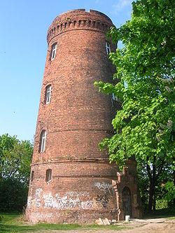 Berlin water tower at Orankesee.JPG