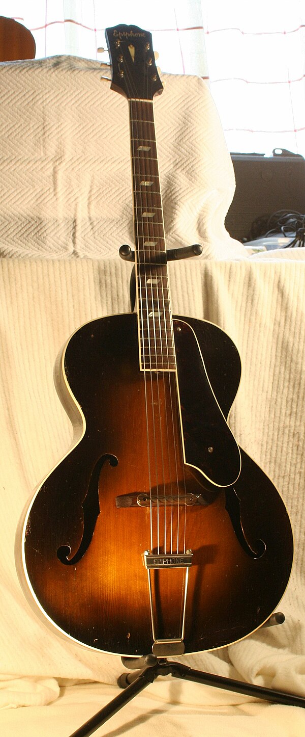 Epiphone Blackstone (non cutaway), 1947