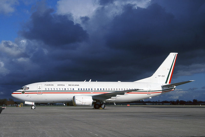 File:Boeing 737 Mexico (23230516046).jpg