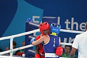 Deutsch: Boxen bei den Olympischen Jugendspielen 2018 Tag 12, 18. Oktober 2018 - Finale Fliegengewicht Mädchen – Martina La Piana (Italien, blau) schlägt Adijat Gbadamosi (Nigeria, rot) 5-0; Ringrichter ist James Beckles (Trinidad und Tobago). English: Boxing at the 2018 Summer Youth Olympics on 18 October 2018 – Girl's flyweight Gold Medal Bout - Martina La Piana (Italy, blue) beats Adijat Gbadamosi (Nigeria, red) 5-0; Referee is James Beckles (Trinidad and Tobago). Español: Boxeo en los Juegos Olímpicos Juveniles de Verano de 2018 en 18 de octubre de 2018 - Combate a medalla de oro de peso mosca para mujeres: Martina La Piana (Italia, azul) le gana a Adijat Gbadamosi (Nigeria, roja) 5-0; El árbitro es James Beckles (Trinidad y Tobago).