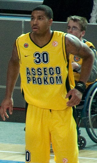 <span class="mw-page-title-main">Ronnie Burrell</span> American basketball player