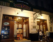 Café Tortoni, noche.jpg