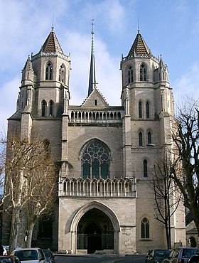 A catedral Saint-Bénigne em Dijon.