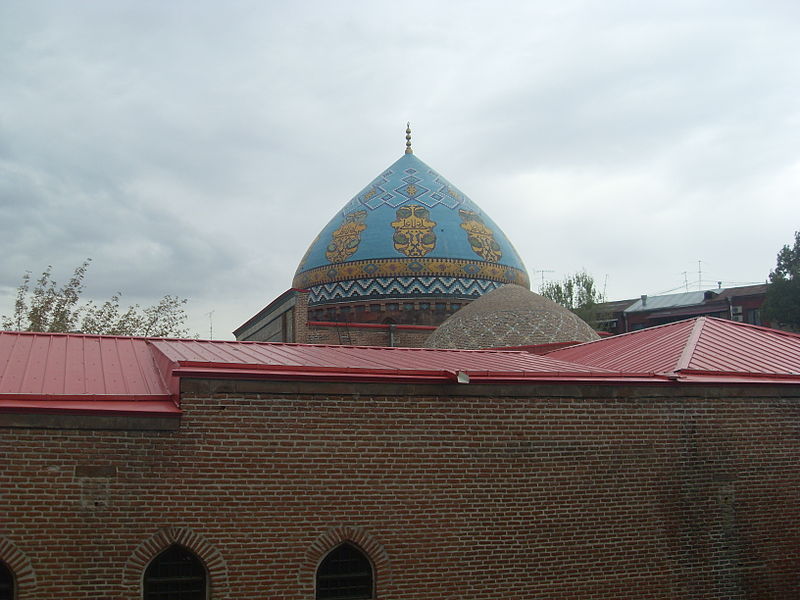File:Central mosque (blue) of Yerevan 10.JPG