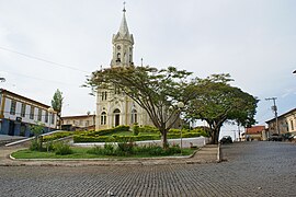 Centro histórico, Praça Senador Ribeiro, Matriz Nossa Senhora das Brotas (centro)
