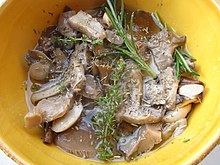 Champignons marinés à l'huile d'olive