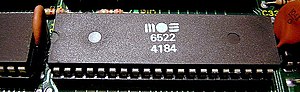 Chip MOS 6522 (VIA).JPG