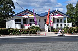 Chudliegh shops, tasmania.JPG