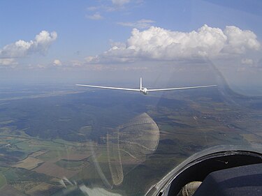 Cirrus in flight Cirrus18m.jpg