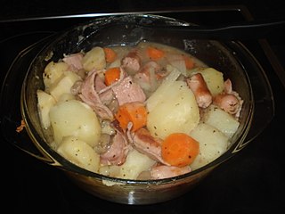 Coddle stew with no fixed recipe, traditional in Dublin, built around boiled sausages