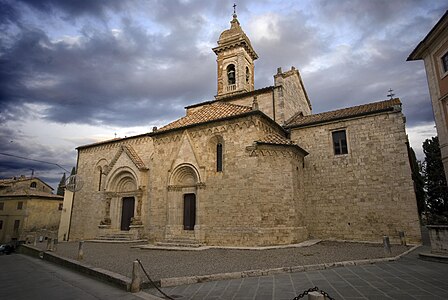 Ο ναός του Αγίου Κηρύκου στον San Quirico d'Orcia (επαρχία Σιένας Ιταλίας)