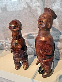 Couple de nswo en terre cuite vernissée[6].
