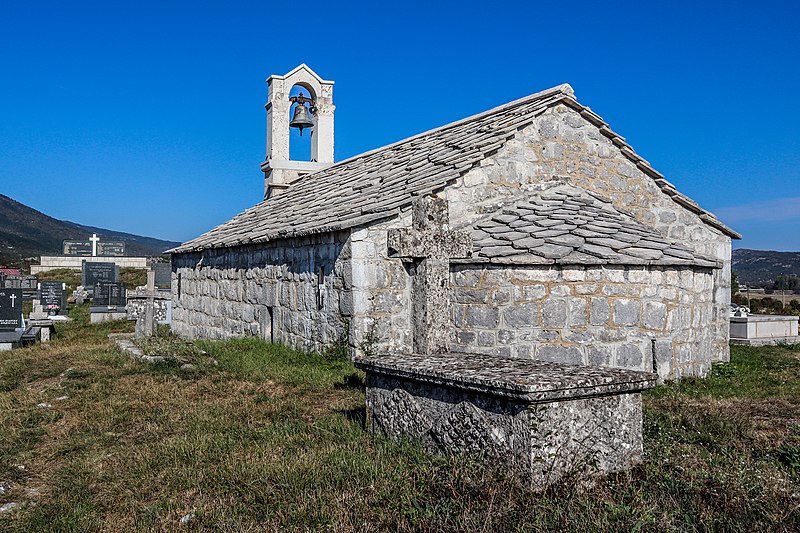 File:Crkva u Srđevićima.jpg