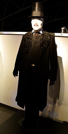 The Whisper Men as they appear at the Doctor Who Experience Doctor Who Experience (30943593585).jpg