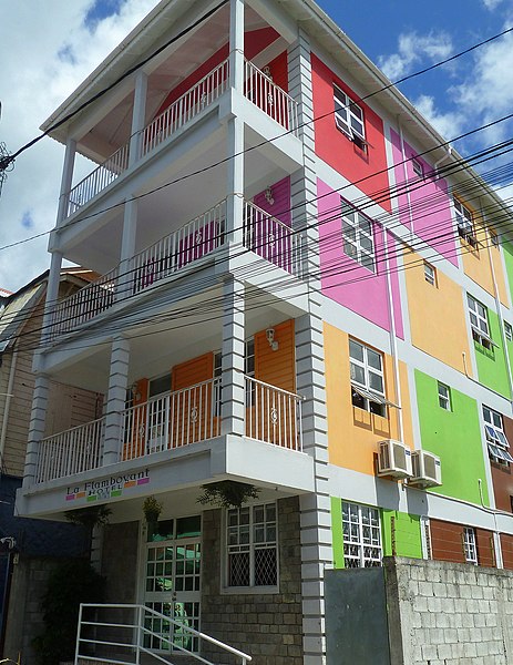 File:Dominica, Karibik - Hotel La Flamboyant - panoramio.jpg