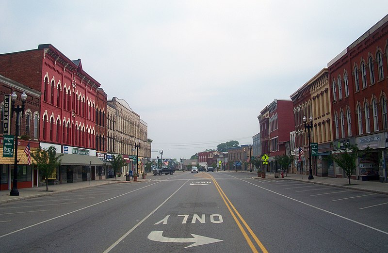 File:Downtown Medina, NY.jpg