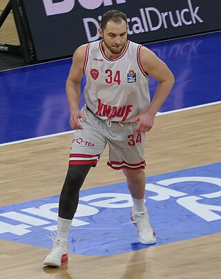 <span class="mw-page-title-main">Felix Hoffmann (basketball)</span> German basketball player